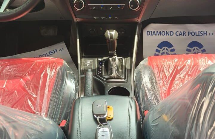 
								HYUNDAI TUCSON GCC 2020 full option full									