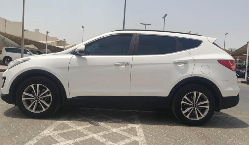 
								Hyundai santafee 2016 gcc full									