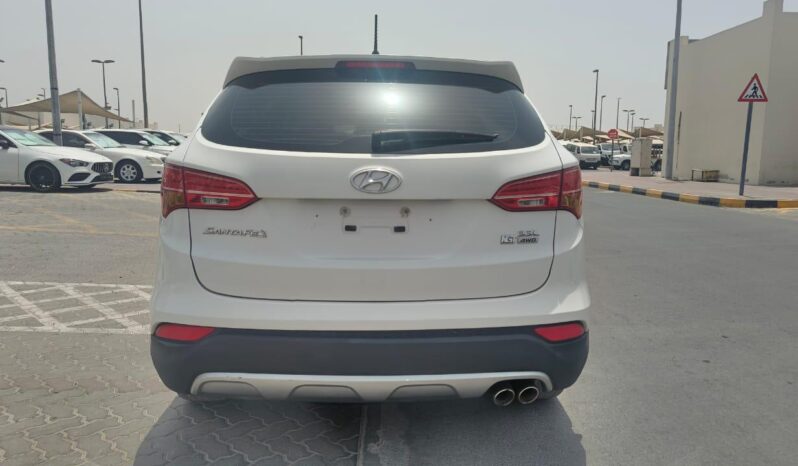
								Hyundai santafee 2016 gcc full									