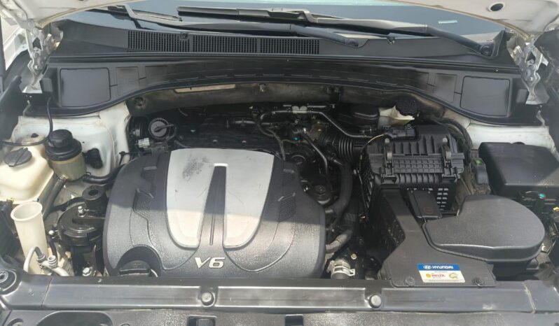 
								Hyundai santafee 2016 gcc full									