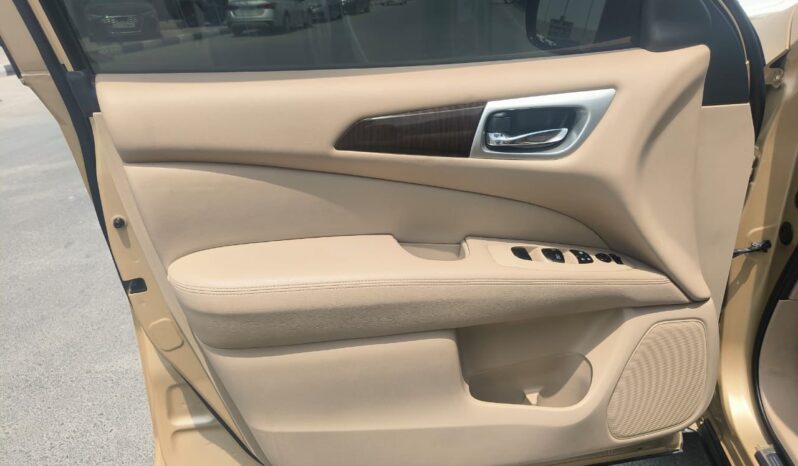 
								nissan pathfinder sv gcc full 2014 full									