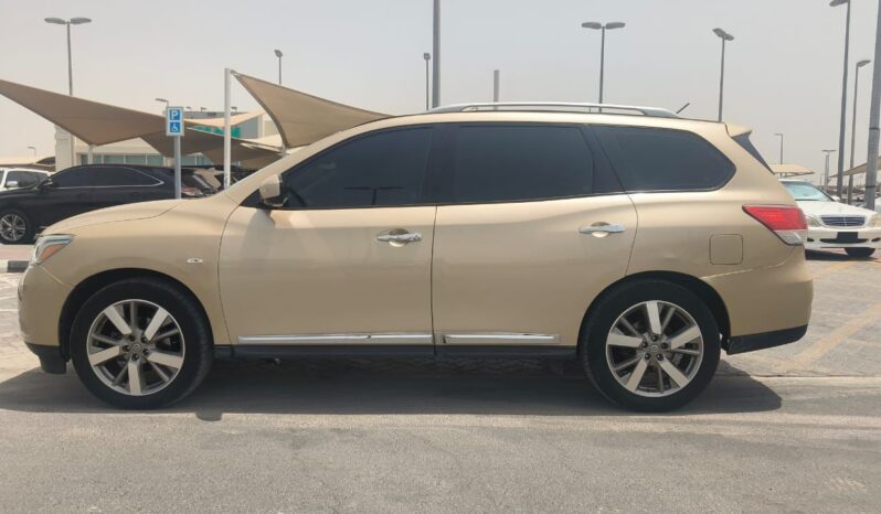 
								nissan pathfinder sv gcc full 2014 full									