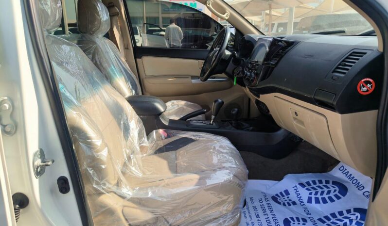 
								TOYOTA FORTUNER 2015 TRD full									