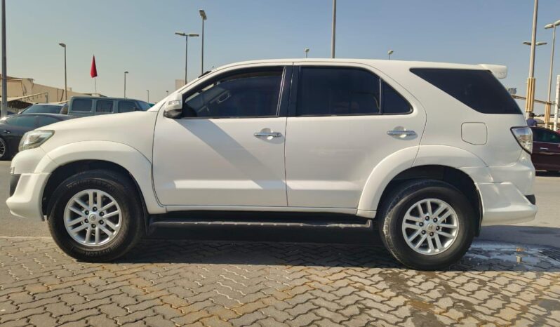 
								TOYOTA FORTUNER 2015 TRD full									