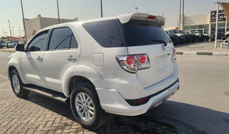 
								TOYOTA FORTUNER 2015 TRD full									