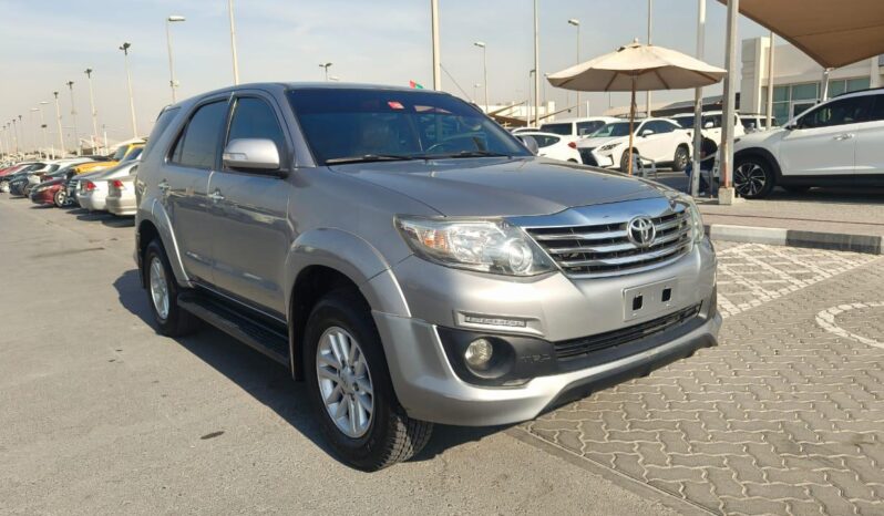 
								TOYOTA FORTUNER 2015 TRD full									