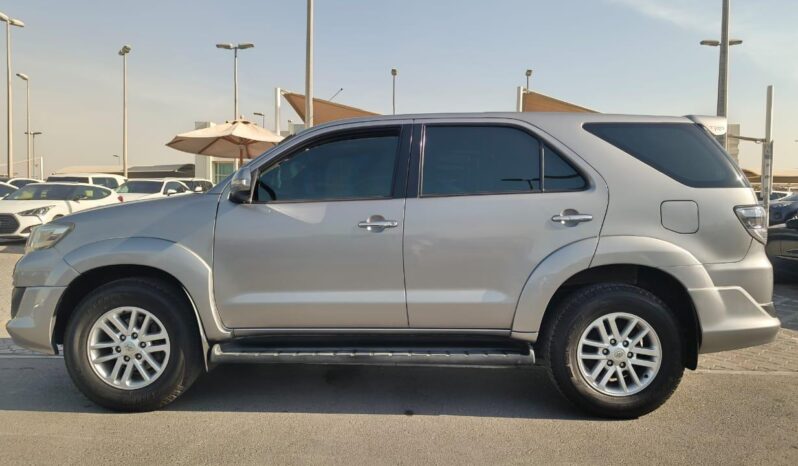 
								TOYOTA FORTUNER 2015 TRD full									