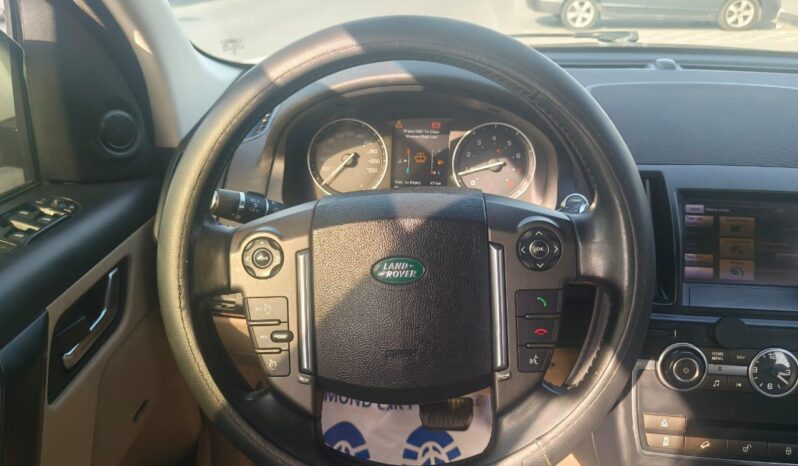 
								Rang rover Lr2 gcc2013 full									