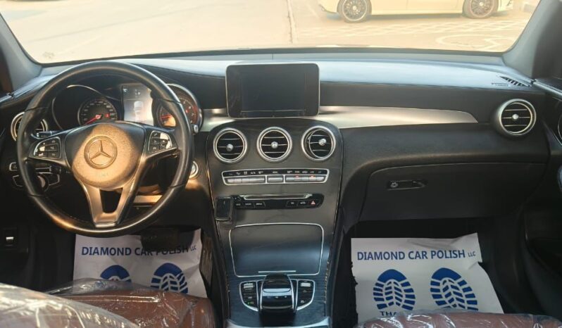 
								Mercedes benz GLC 250 gcc 2019 full									