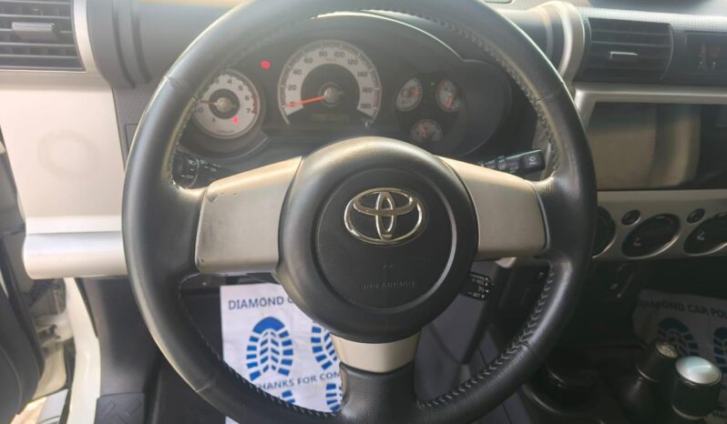 
								Toyota fj cruiser 2015 gcc full									