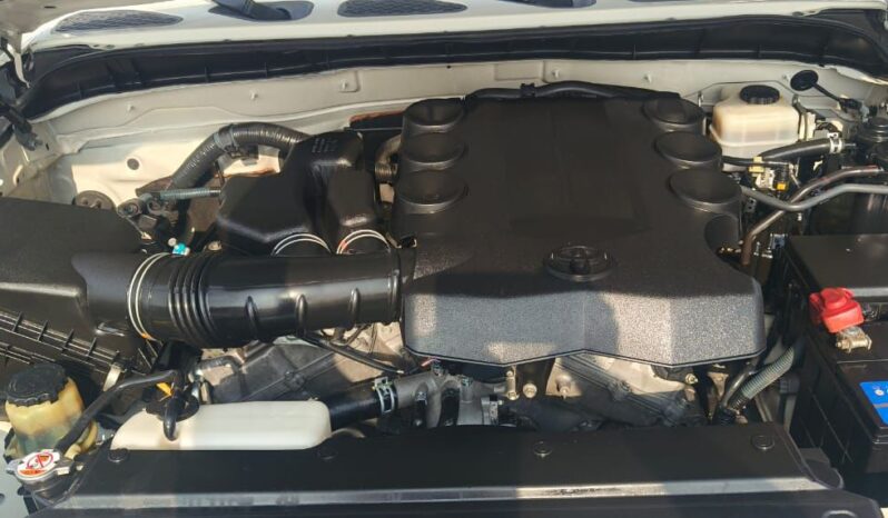 
								Toyota fj cruiser 2015 gcc full									