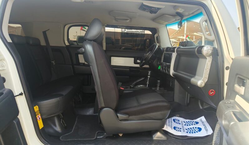 
								Toyota fj cruiser 2015 gcc full									