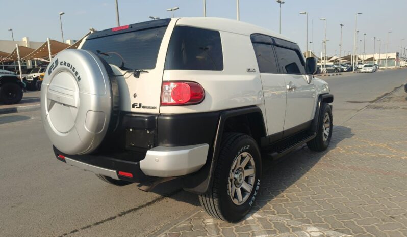 
								Toyota fj cruiser 2015 gcc full									
