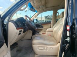 
										Toyota Land cruiser 2015 gcc full									