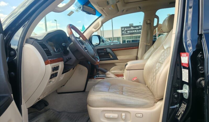 
								Toyota Land cruiser 2015 gcc full									