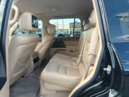 
										Toyota Land cruiser 2015 gcc full									