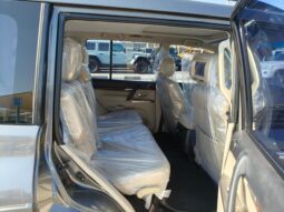 
										Mitsubishi pajero 2016 full option full									