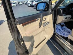 
										Mitsubishi pajero 2016 full option full									