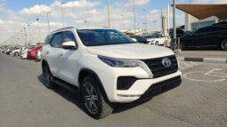 TOYOTA FORTUNER 2022