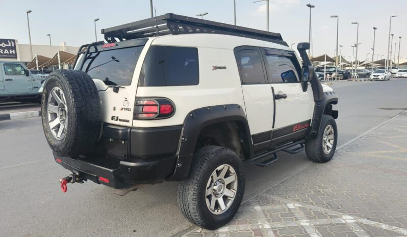 
								Toyota fj cruiser 2015 gcc full									