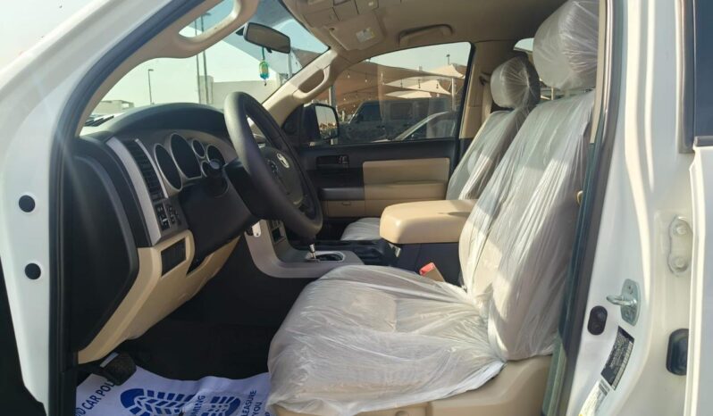 
								Toyota sequoia 2012 gcc full									