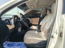
										Toyota rav 4 gcc 2015 Gxr full									