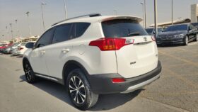 Toyota rav 4 gcc 2015 Gxr