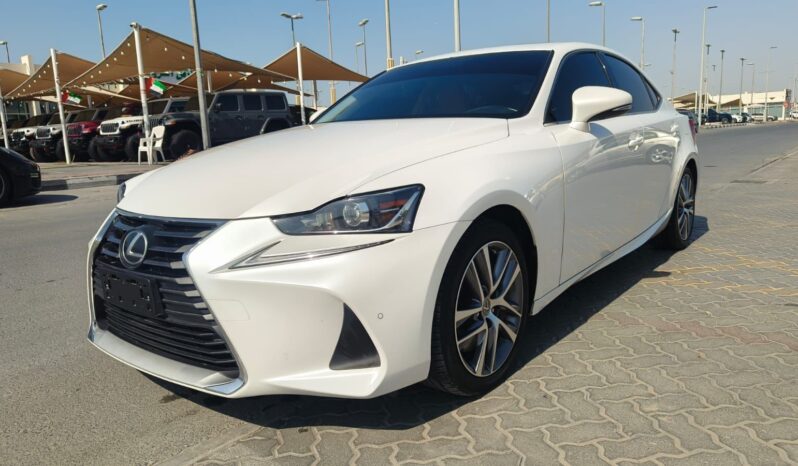 
								Lexus is 300t gcc full option 2019 full									