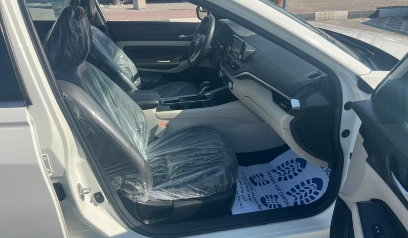 
								NISSAN ALTIMA 2021 GCC full									