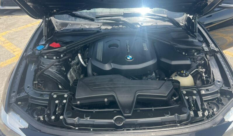 
								BMW 318i GCC 2017 full									