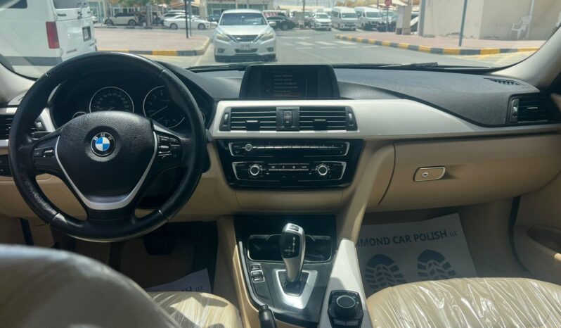 
								BMW 318i GCC 2017 full									