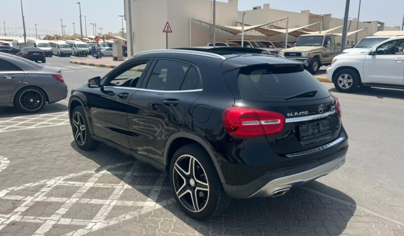 
								Mercedes benz GLA250 gcc 2016 full									