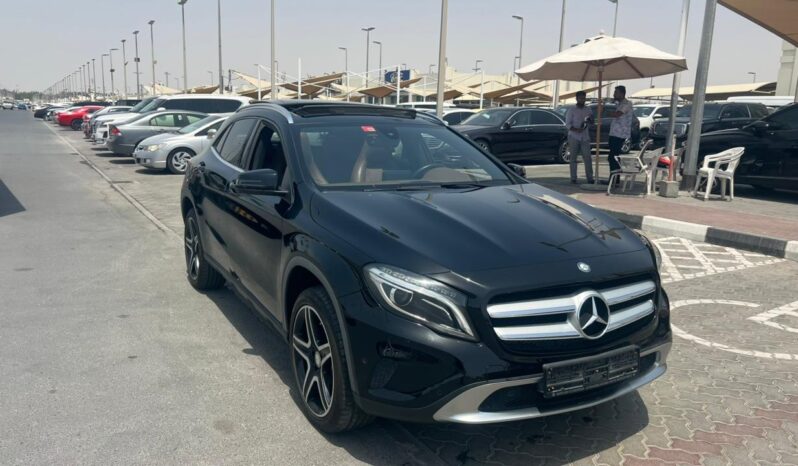 
								Mercedes benz GLA250 gcc 2016 full									