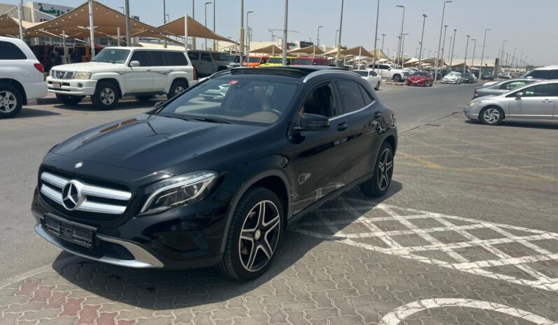 
								Mercedes benz GLA250 gcc 2016 full									