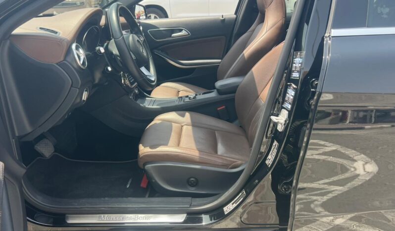 
								Mercedes benz GLA250 gcc 2016 full									
