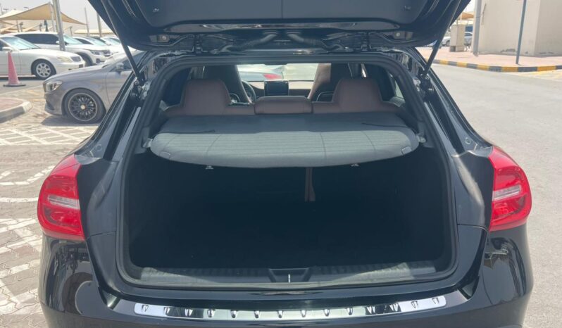 
								Mercedes benz GLA250 gcc 2016 full									