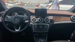 
										Mercedes benz GLA250 gcc 2016 full									