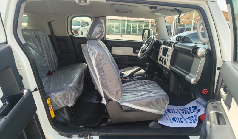 
								Toyota fj cruiser 2020 gcc full									