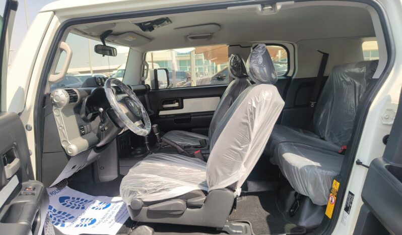 
								Toyota fj cruiser 2020 gcc full									