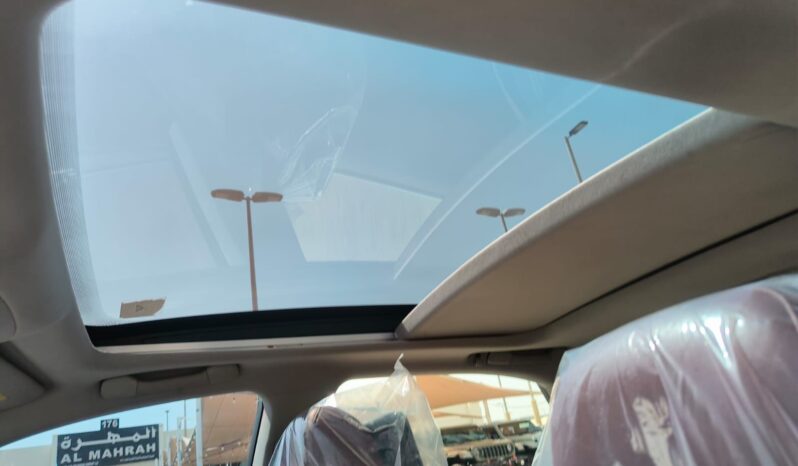 
								LEXUS RX 350 GCC FULL OPTION 2015 full									