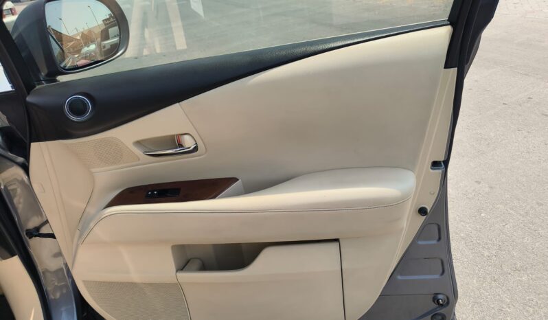 
								LEXUS RX 350 GCC FULL OPTION 2015 full									
