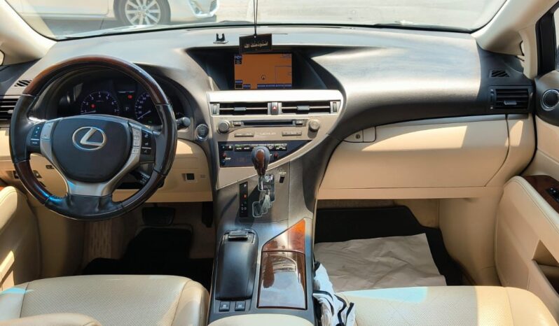 
								LEXUS RX 350 GCC FULL OPTION 2015 full									