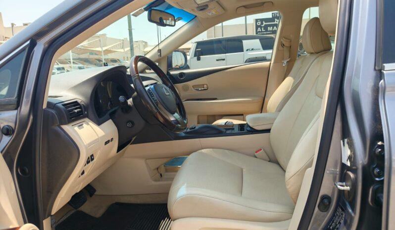 
								LEXUS RX 350 GCC FULL OPTION 2015 full									