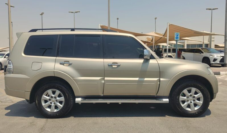 
								Mitsubishi pajero 2016 full option full									