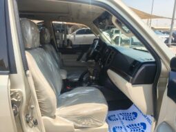 
										Mitsubishi pajero 2016 full option full									