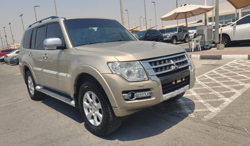
								Mitsubishi pajero 2016 full option full									