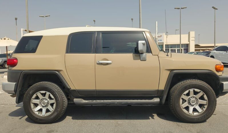 
								toyota fj cruiser 2022 gcc full									