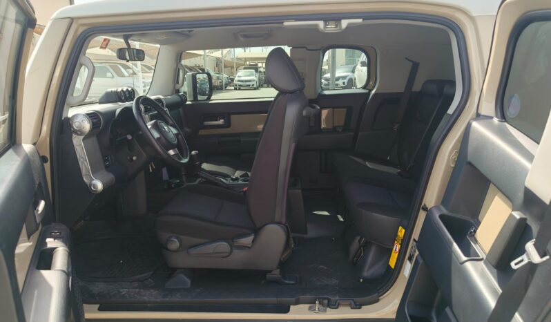 
								toyota fj cruiser 2022 gcc full									