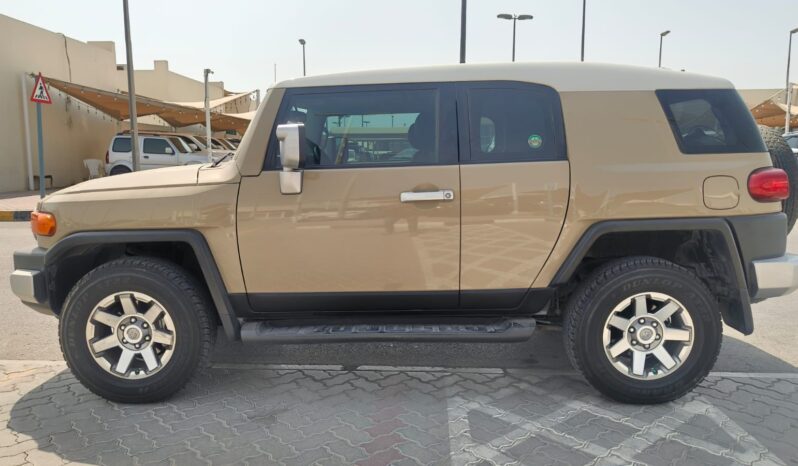 
								toyota fj cruiser 2022 gcc full									