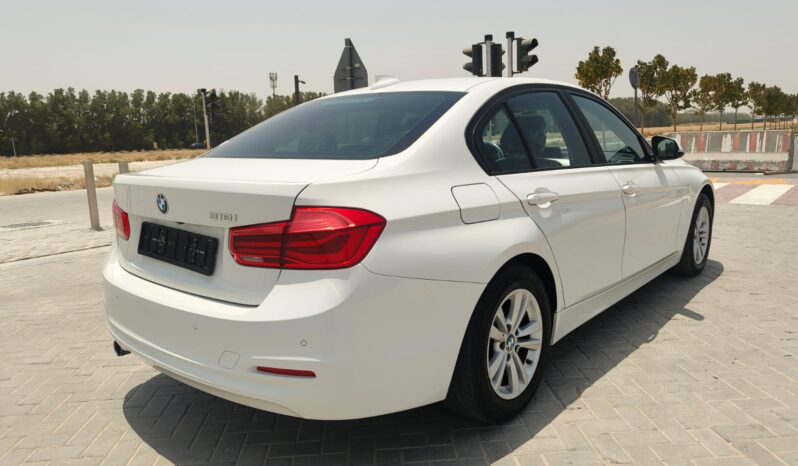
								bmw 318i gcc 2018 full									